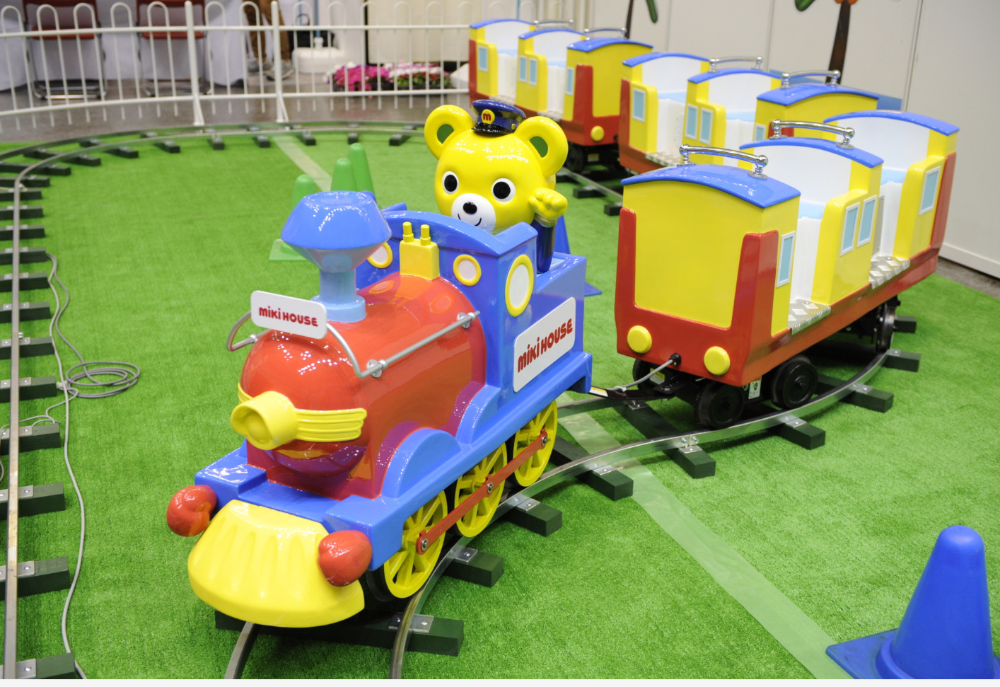 ミキハウスのミニトレイン